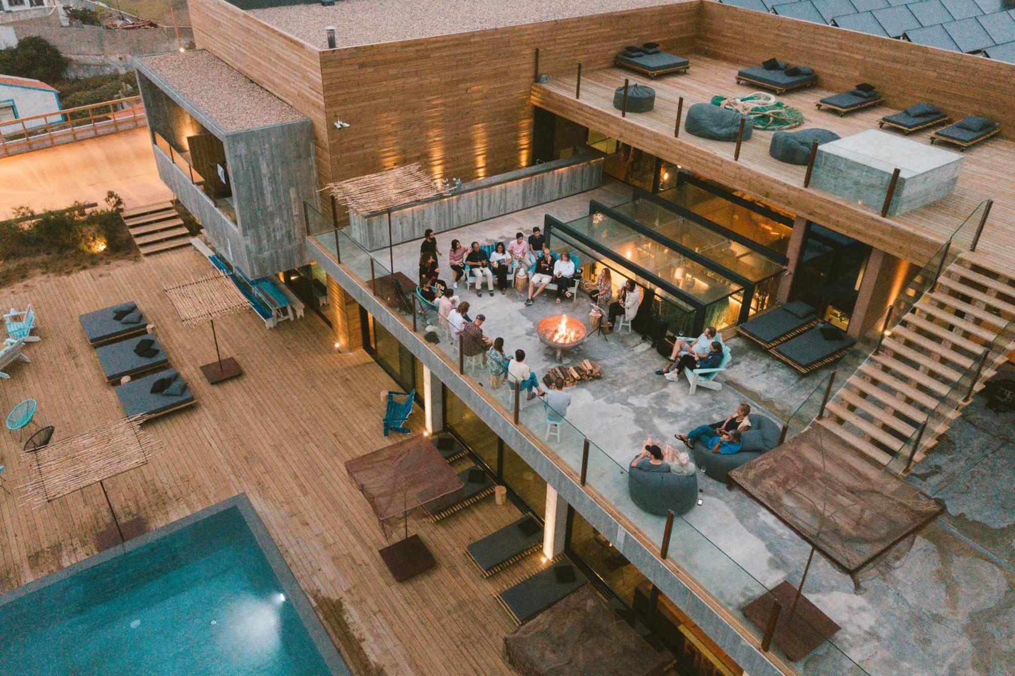 Noah Surf House Portugal Hotel Santa Cruz  Exterior photo