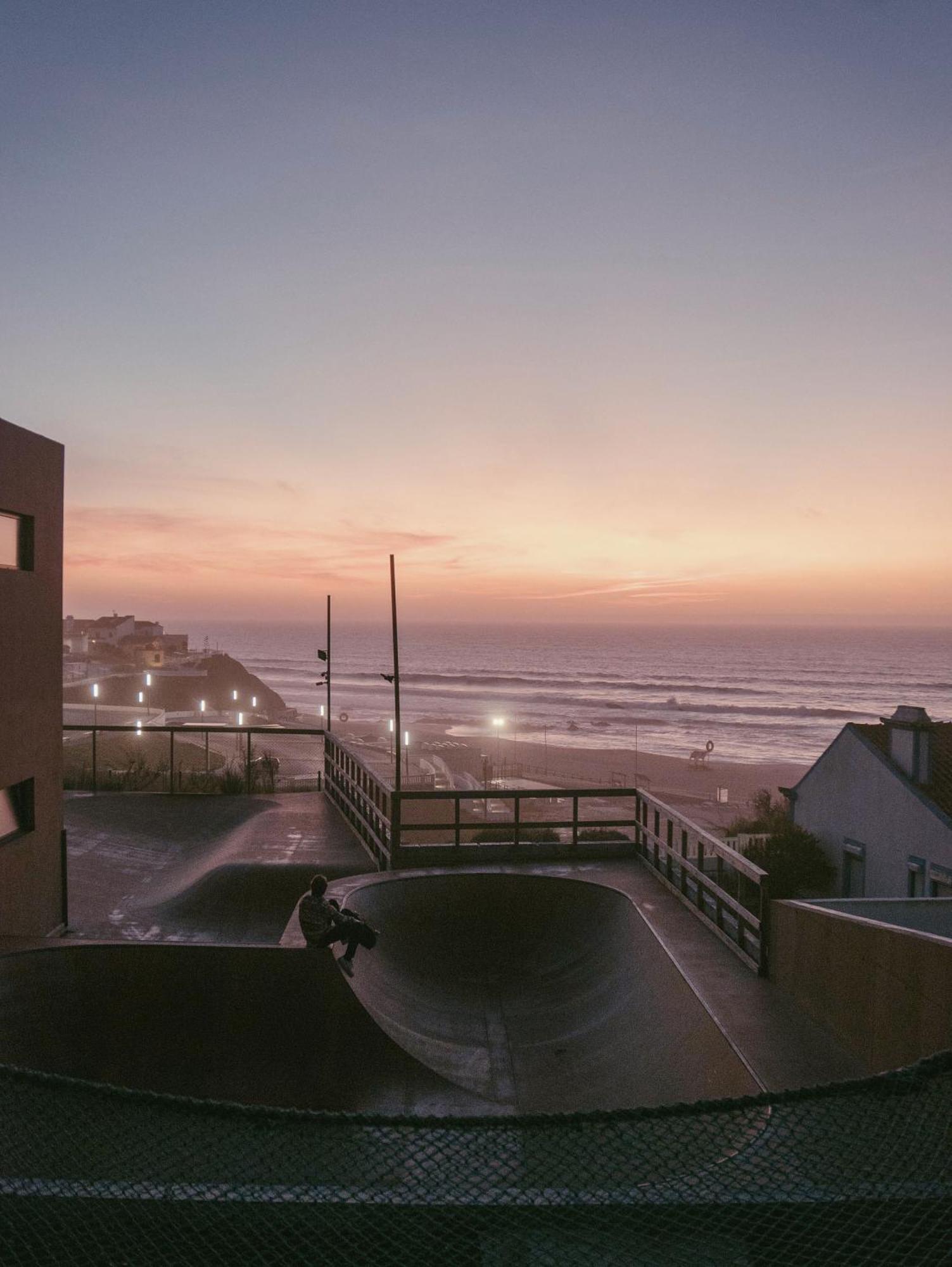 Noah Surf House Portugal Hotel Santa Cruz  Exterior photo