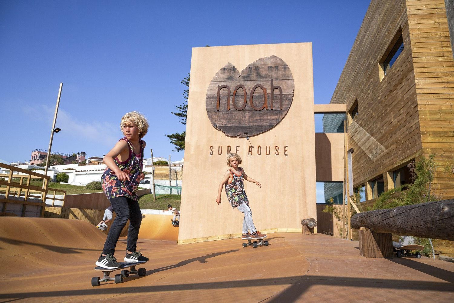Noah Surf House Portugal Hotel Santa Cruz  Exterior photo