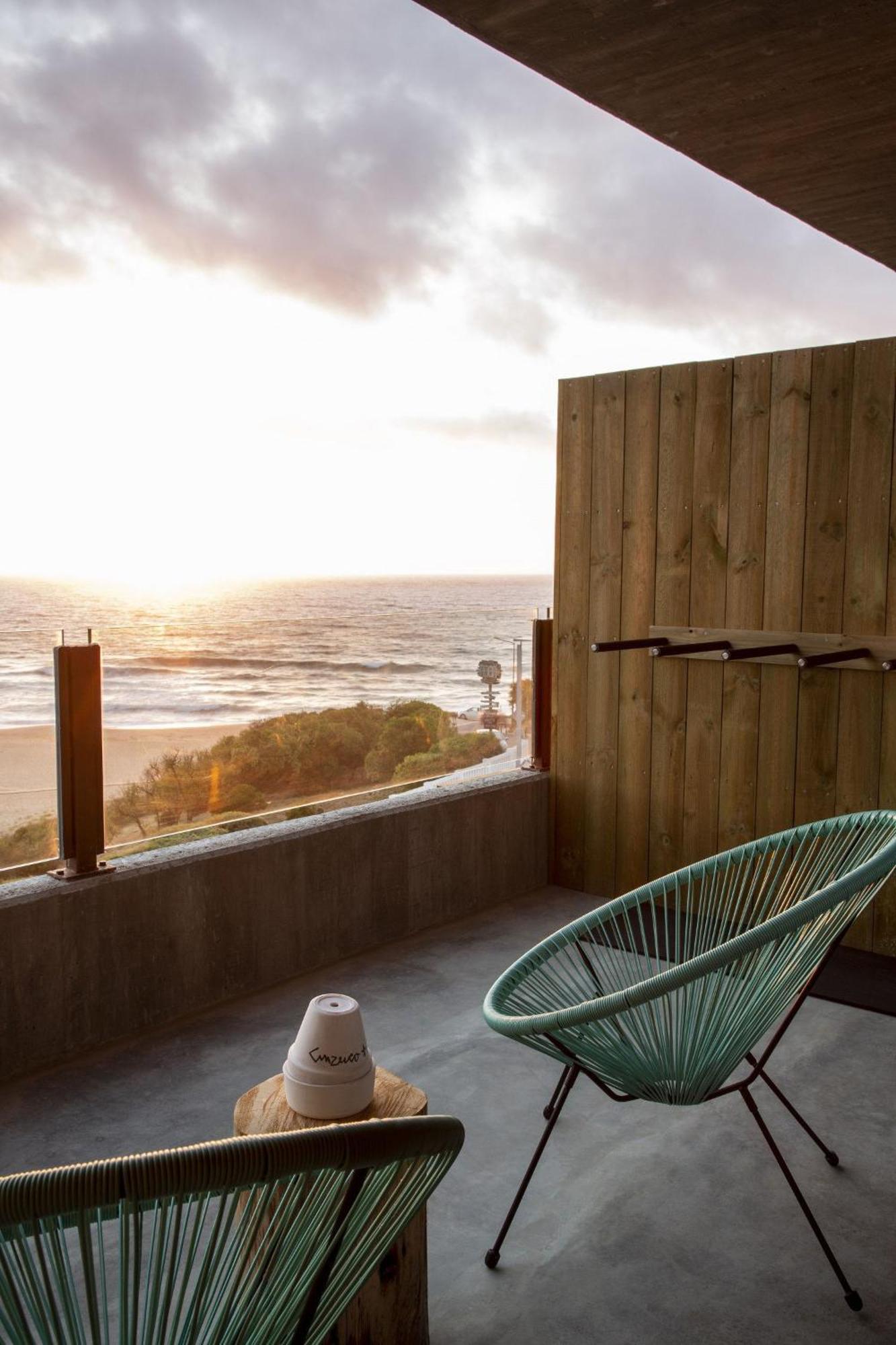 Noah Surf House Portugal Hotel Santa Cruz  Room photo